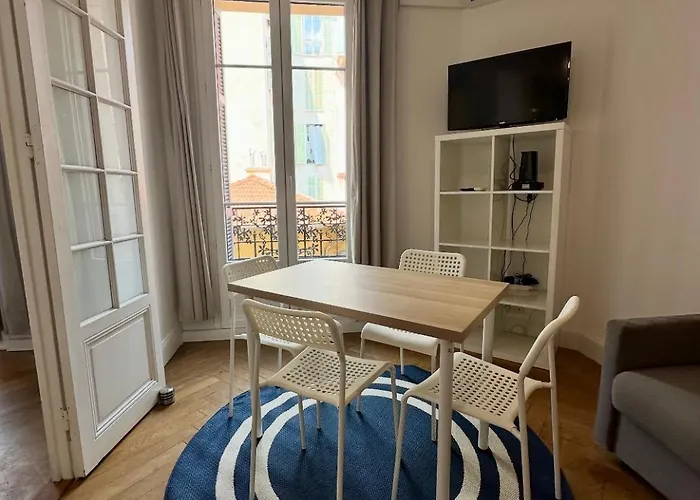 Appartament Quartier Les Musiciens * Nice